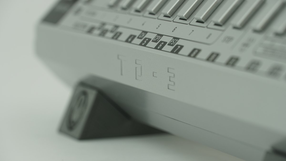 BEHRINGER TD3 45º - Image 16